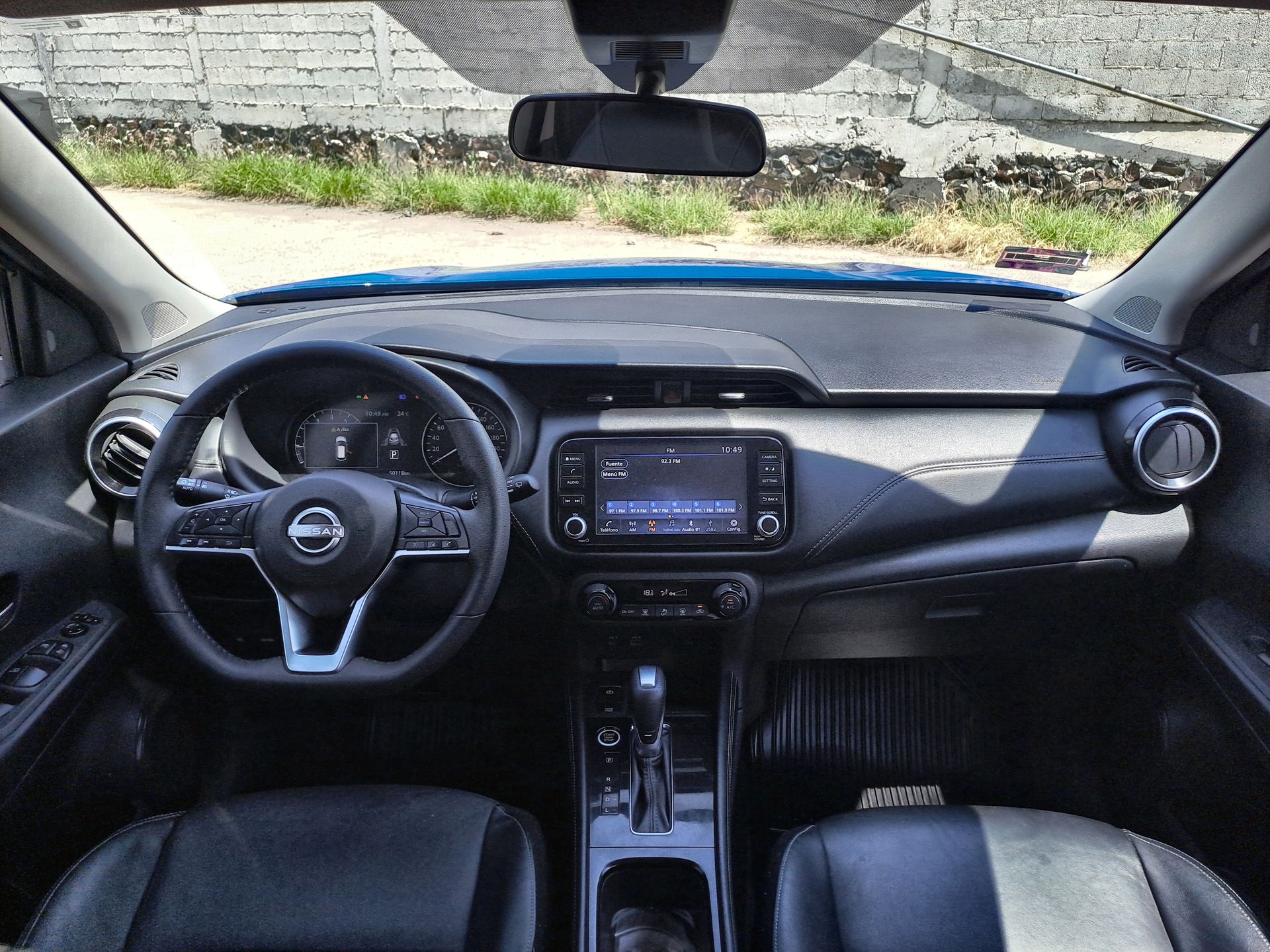 2024 Nissan KICKS PLATINUM BI-TONO 1.6 LTS CVT 24