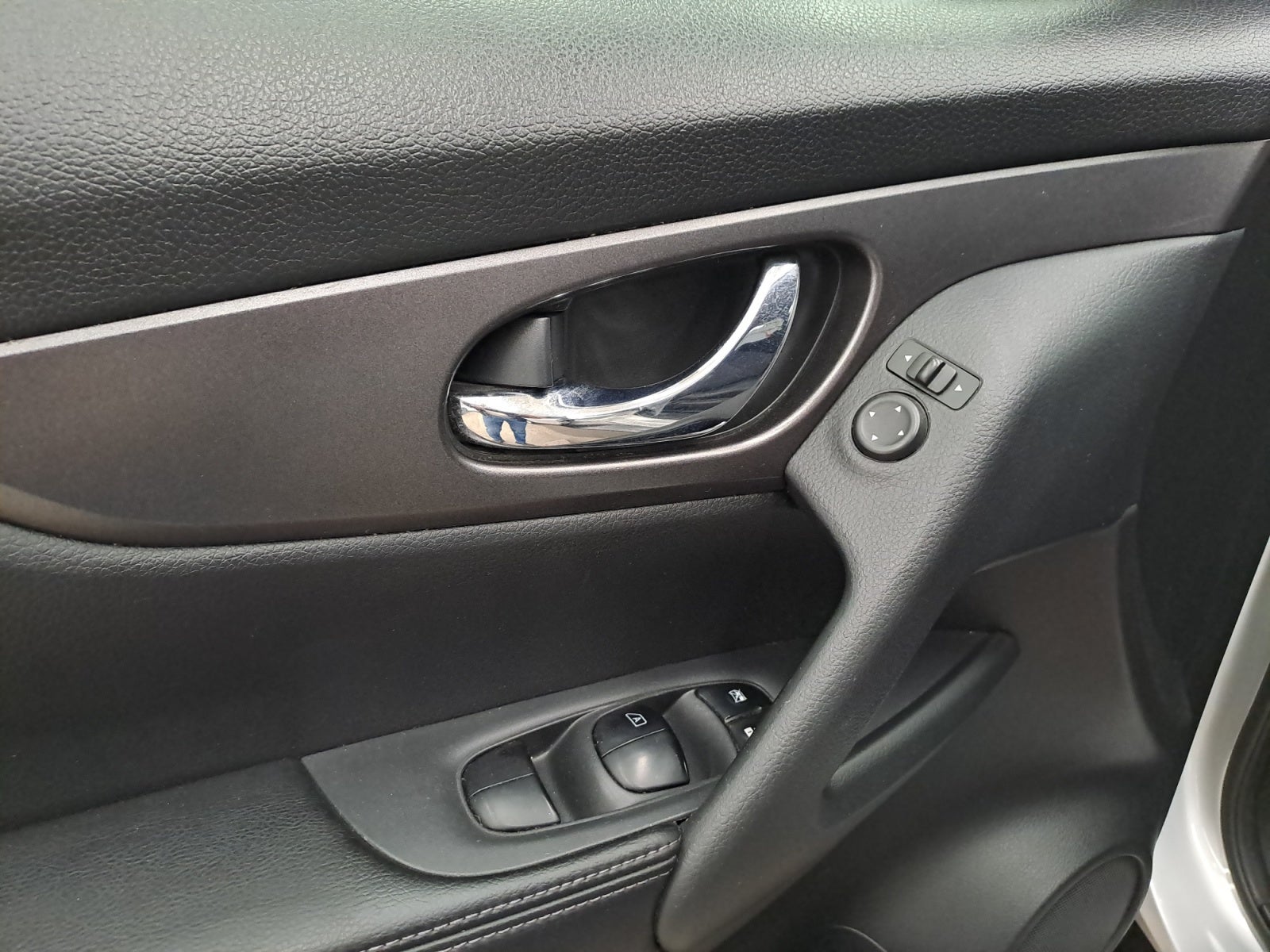 2016 Nissan X-TRAIL SENSE 2 ROW