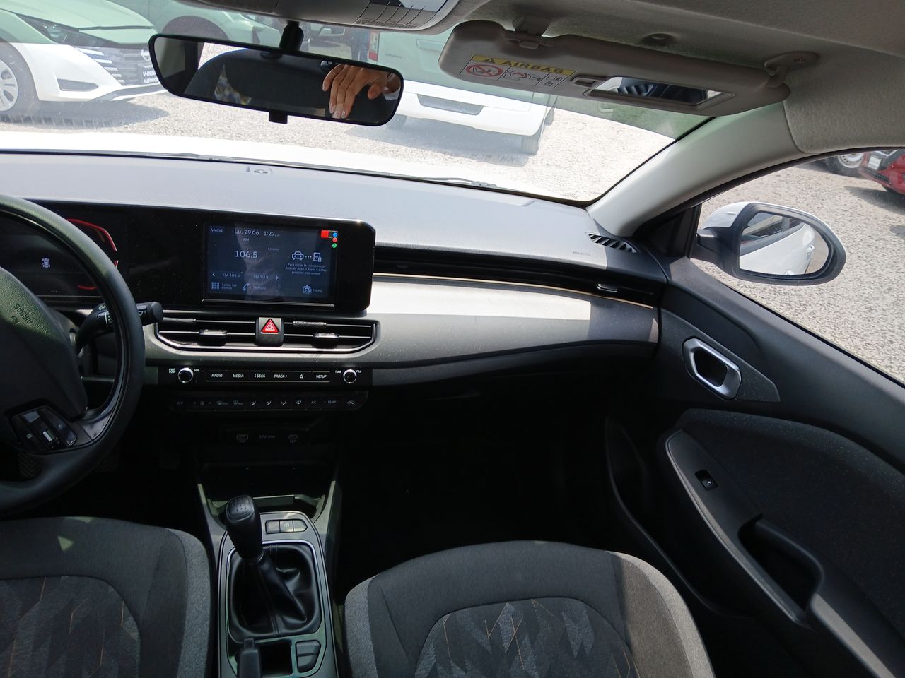 2024 Kia K3 LX MT