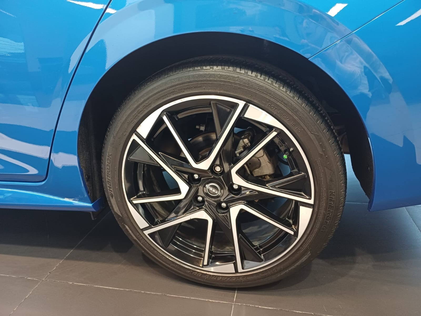 2024 Nissan SENTRA PLATINUM BITONO CVT 24