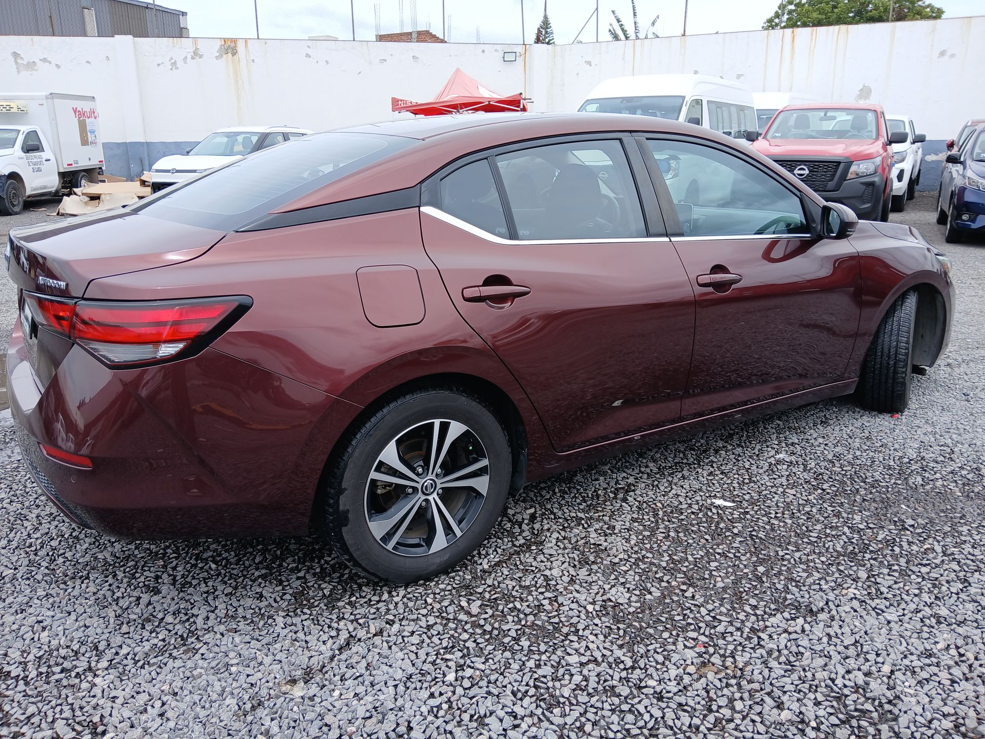 2020 Nissan SENTRA ADVANCE MT