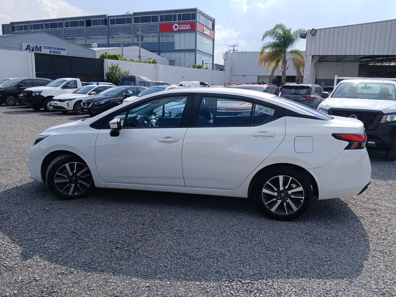 2021 Nissan VERSA ADVANCE MT 21
