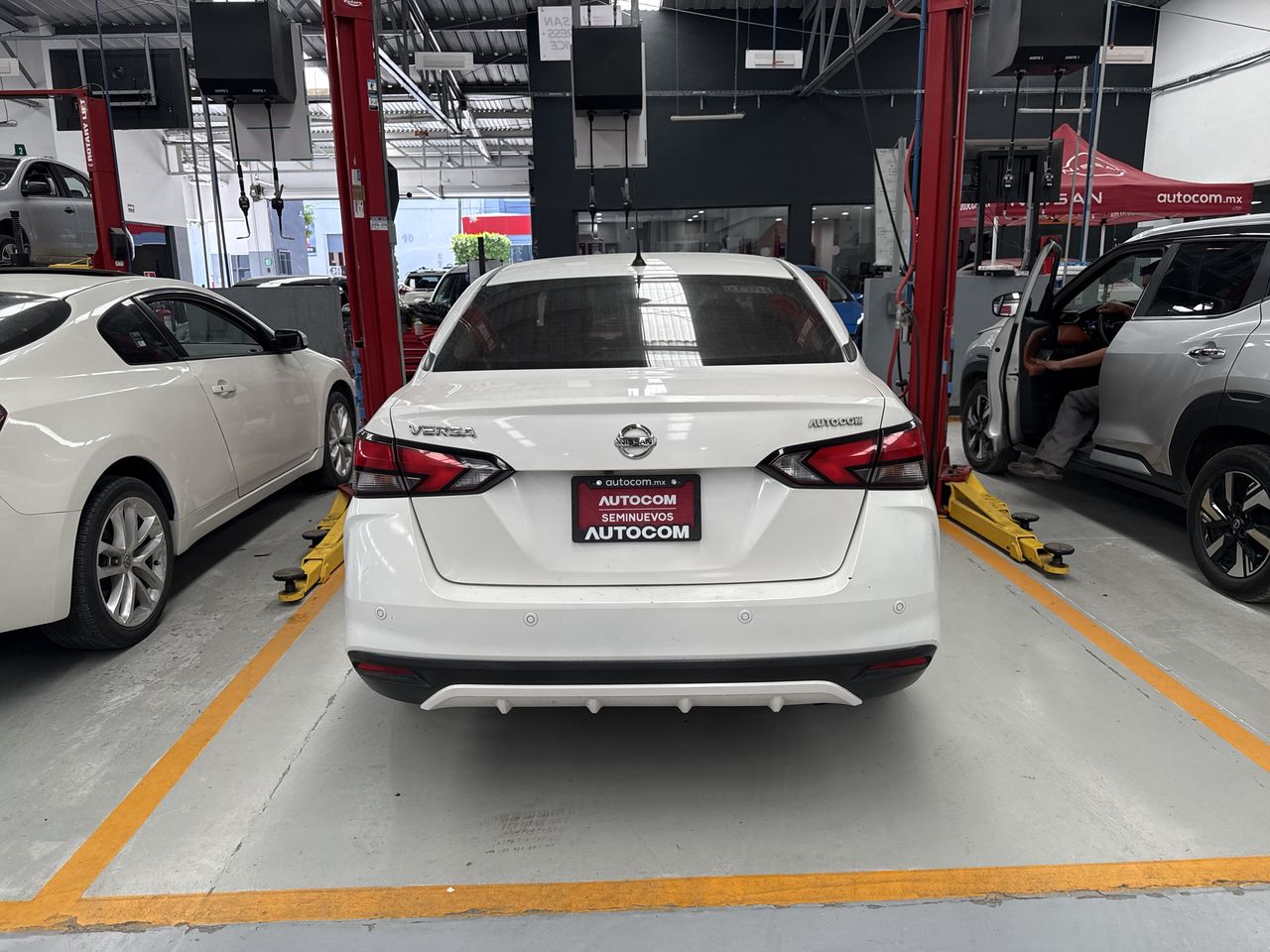 2020 Nissan VERSA ADVANCE CVT