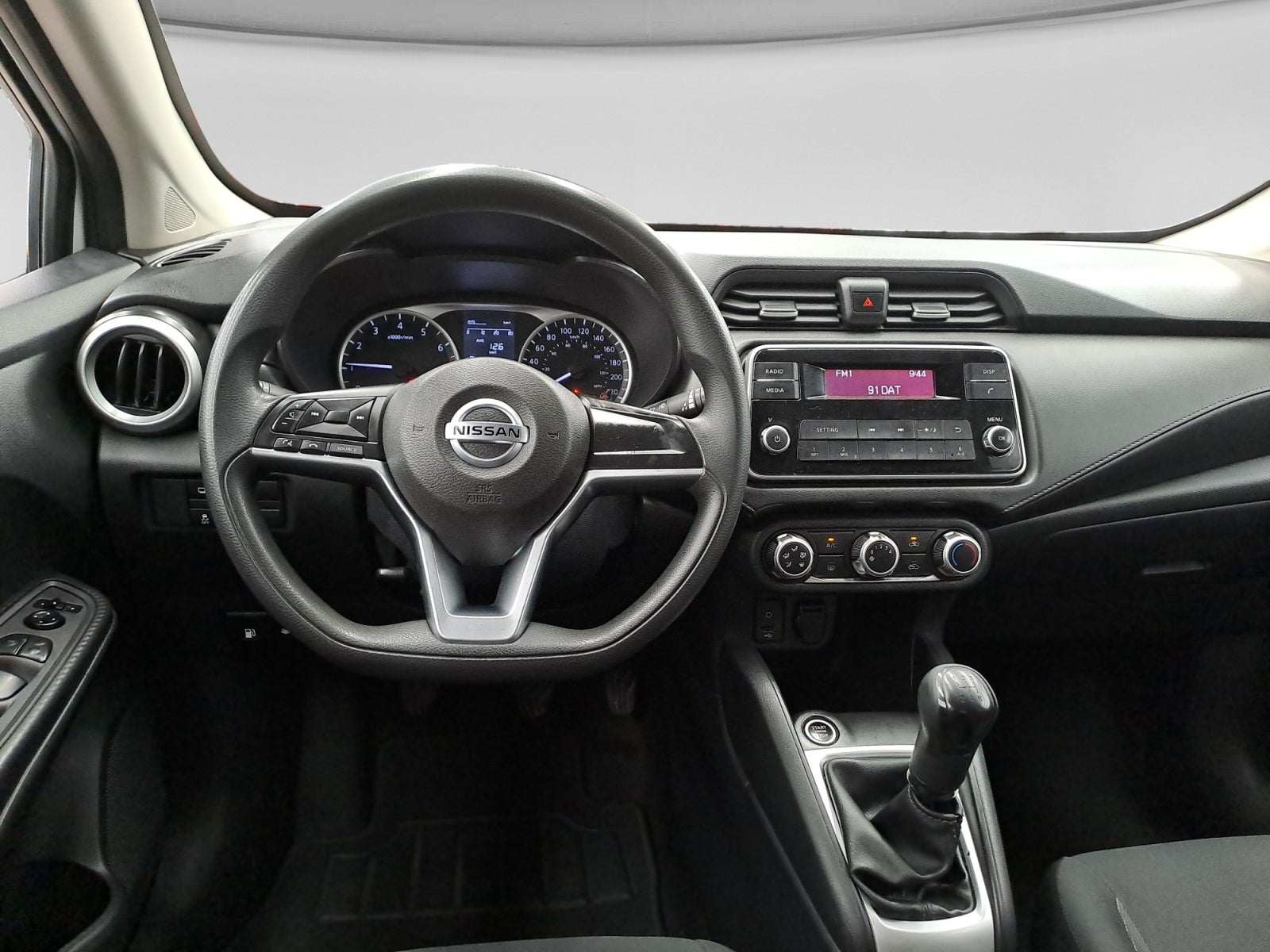 2020 Nissan VERSA SENSE MT