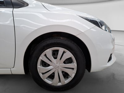 2020 Nissan VERSA SENSE MT