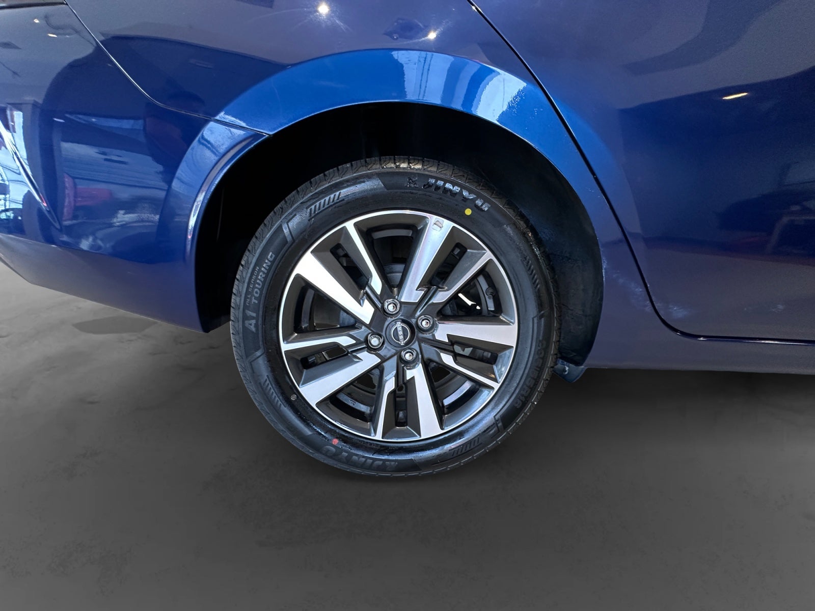 2024 Nissan VERSA ADVANCE MT 24