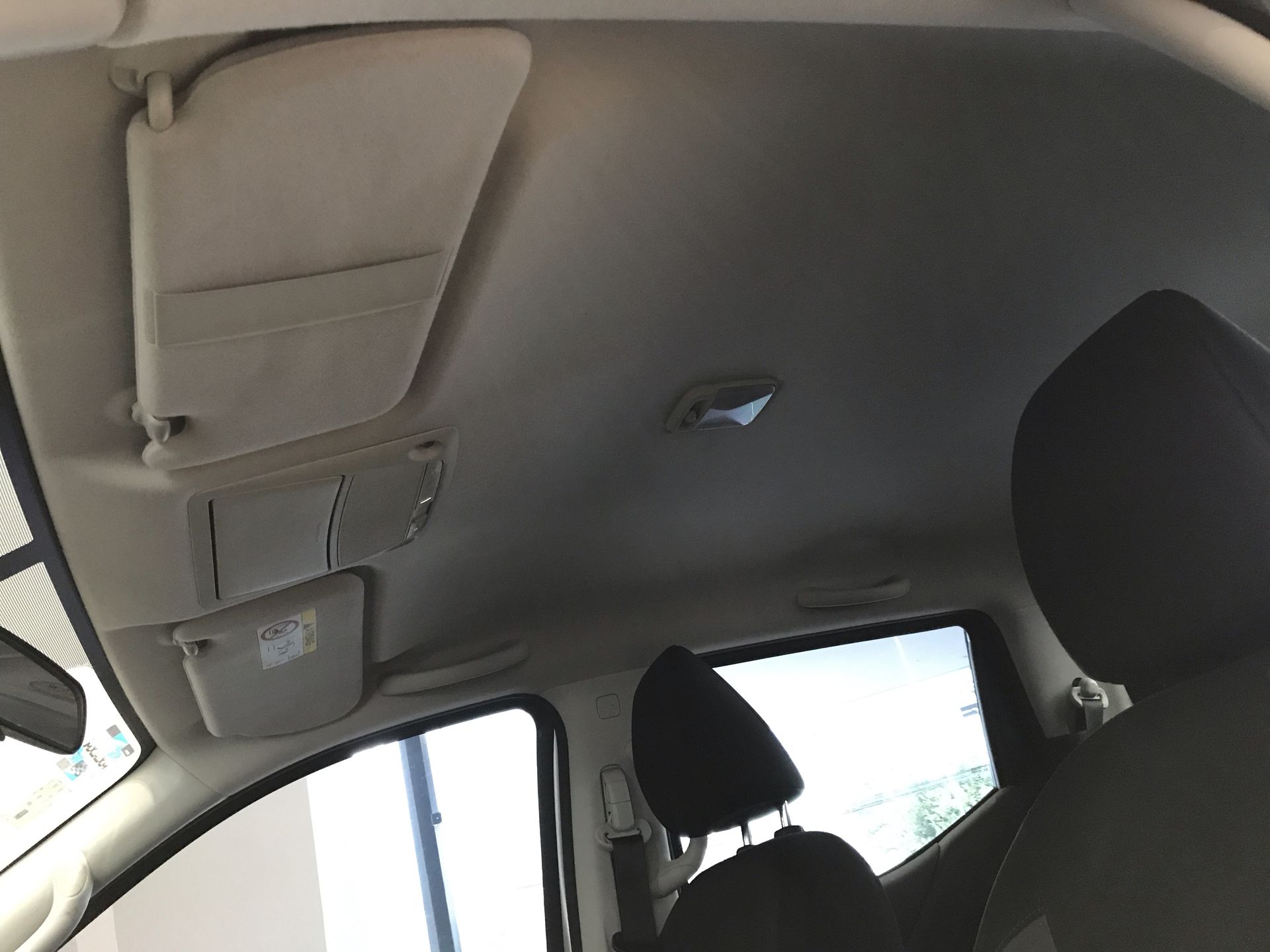 2021 Nissan FRONTIER LE TA 21