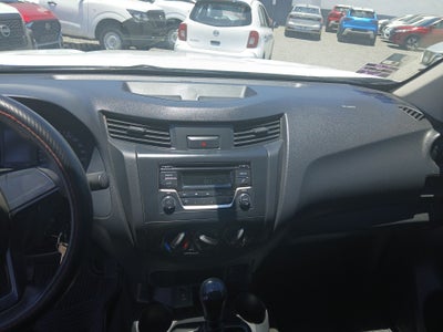 2024 Nissan NP300 NP300 CHASIS TM AC 24