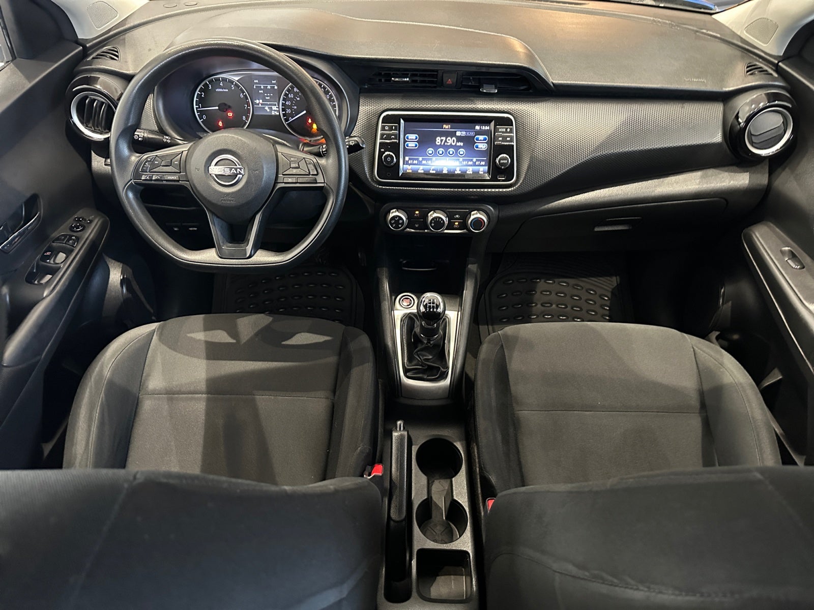 2023 Nissan KICKS ADVANCE 1.6 LTS MT 23
