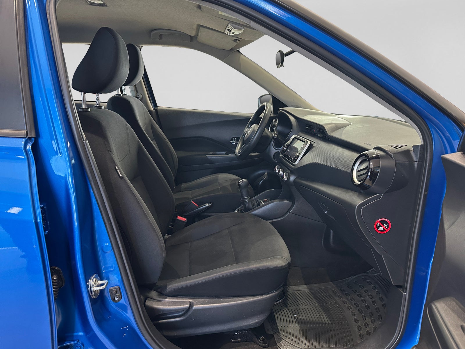 2023 Nissan KICKS ADVANCE 1.6 LTS MT 23