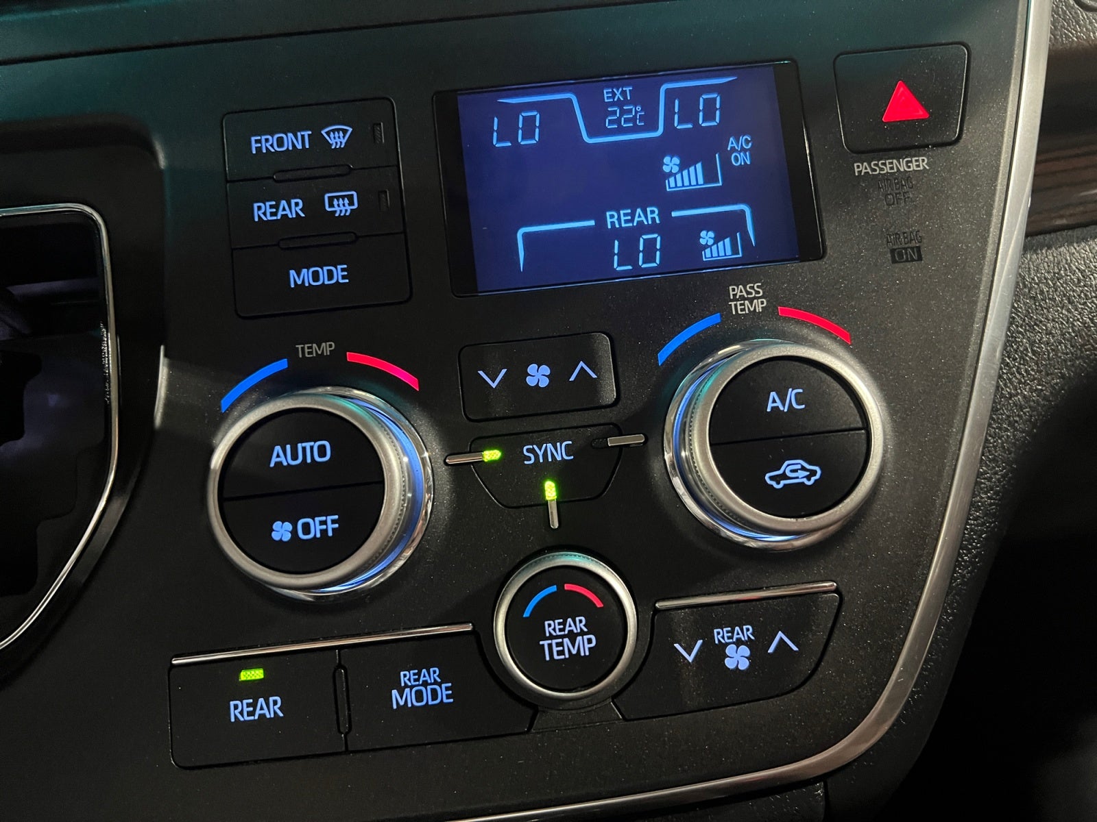 2019 Toyota SIENNA LIMITED