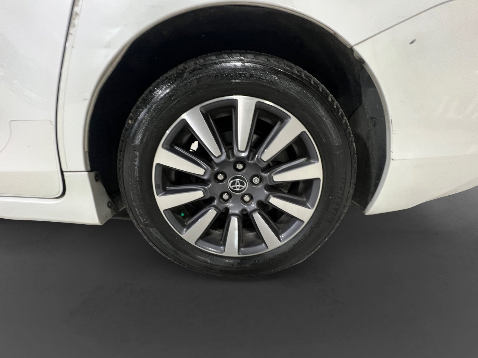 2019 Toyota SIENNA LIMITED
