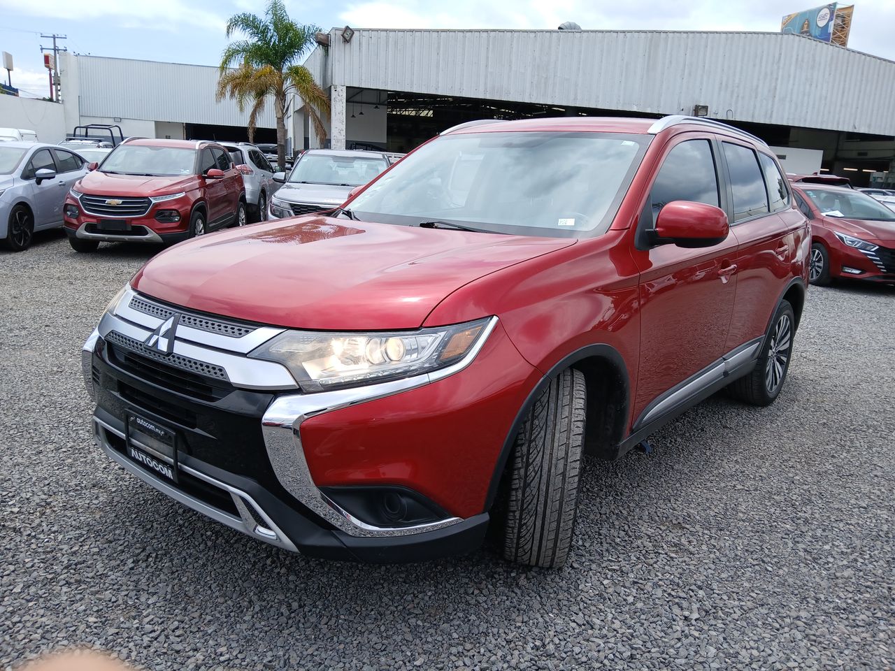 2019 Mitsubishi OUTLANDER ES