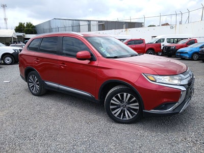 2019 Mitsubishi OUTLANDER ES