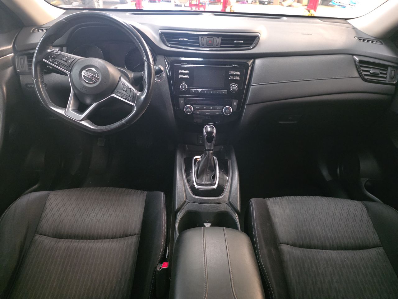 2018 Nissan X-TRAIL ADVANCE 2 ROW