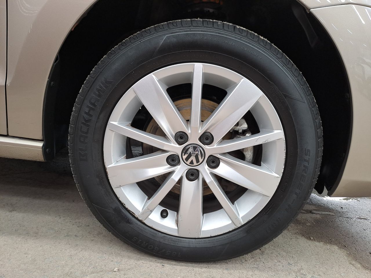 2018 Volkswagen VENTO COMFORTLINE STD.