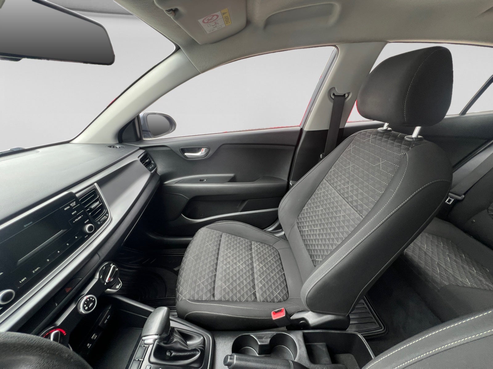 2019 Kia RIO SEDÁN 1.6L EX TA