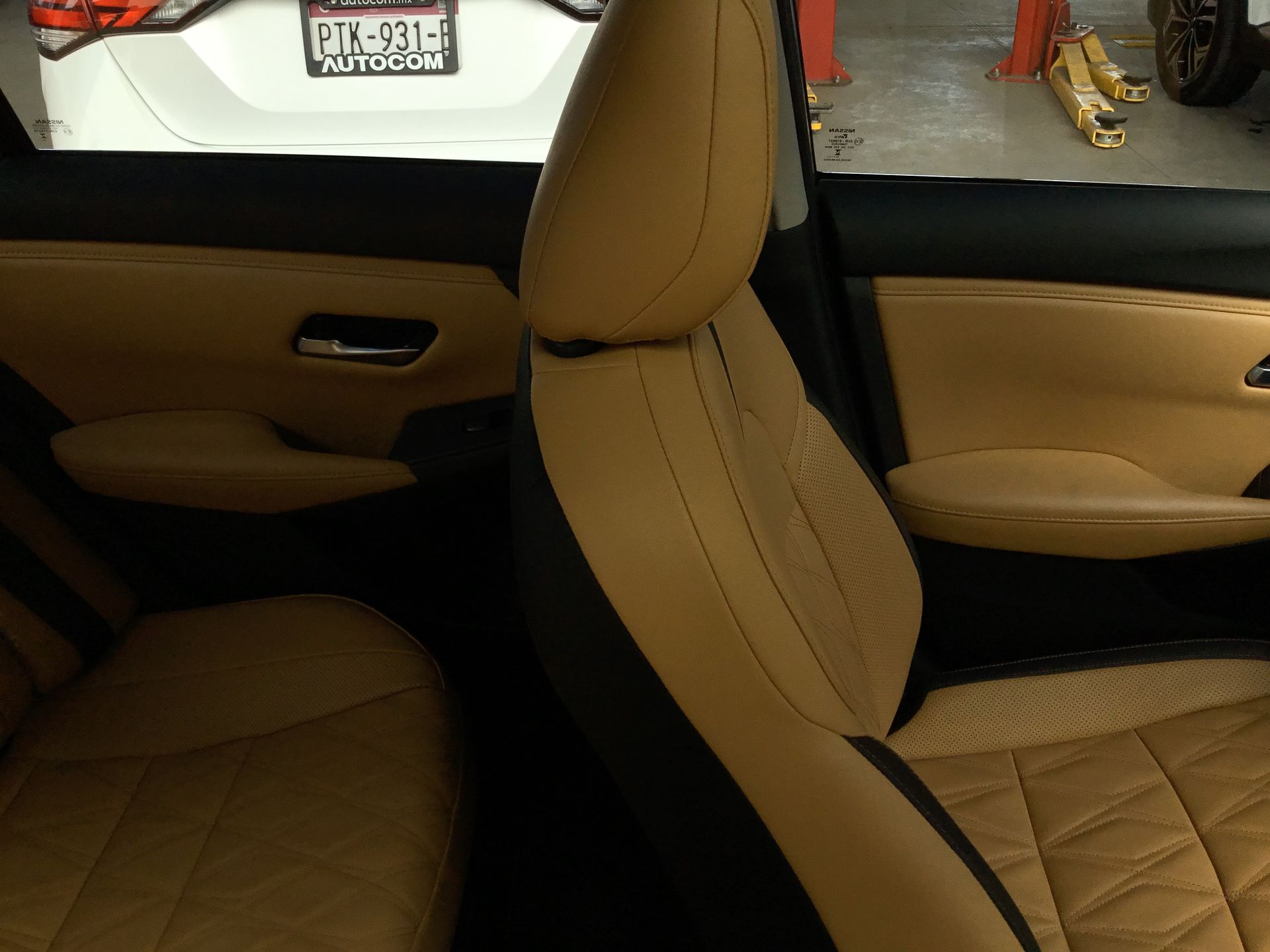 2025 Nissan SENTRA SENTRA SR PLATINUM BITONO CVT PIEL GENUINA