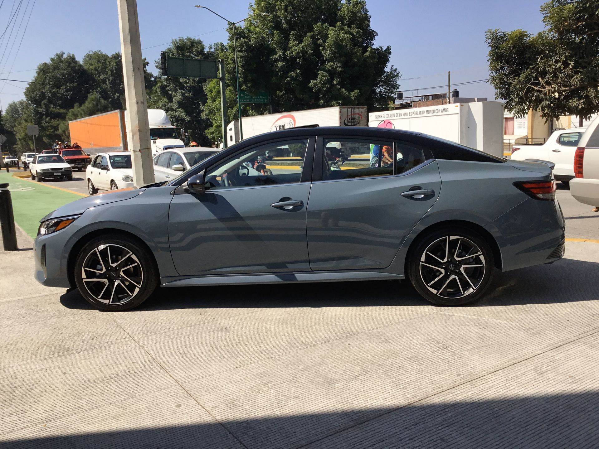 2025 Nissan SENTRA SENTRA SR PLATINUM BITONO CVT PIEL GENUINA