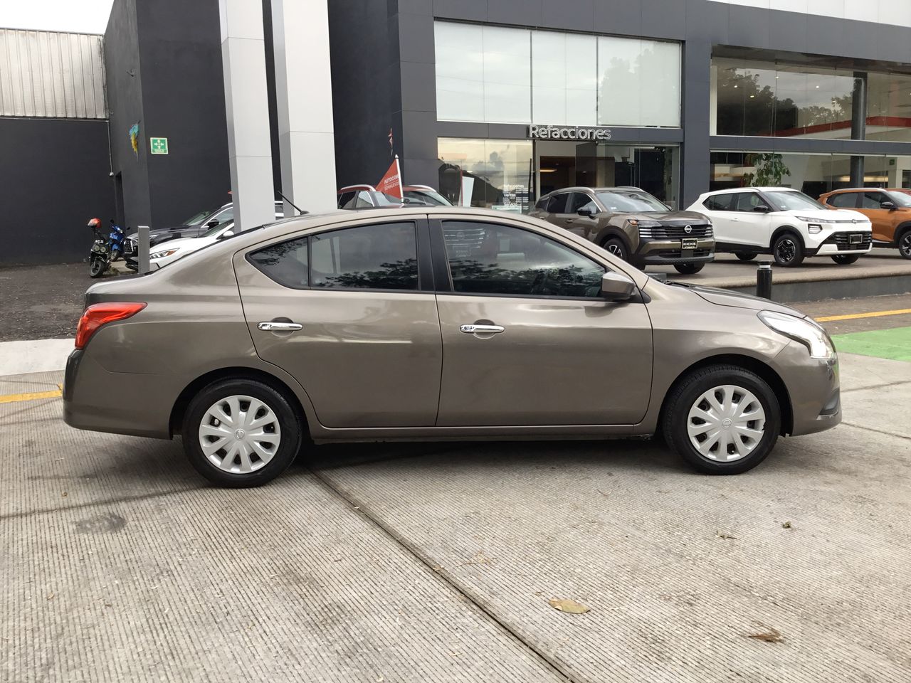 2018 Nissan VERSA SENSE AT AC