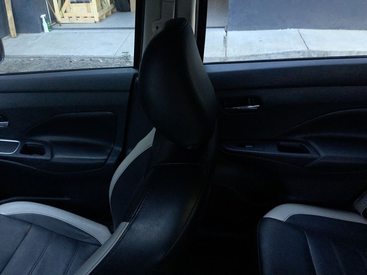 2022 Nissan VERSA PLATINUM CVT 22