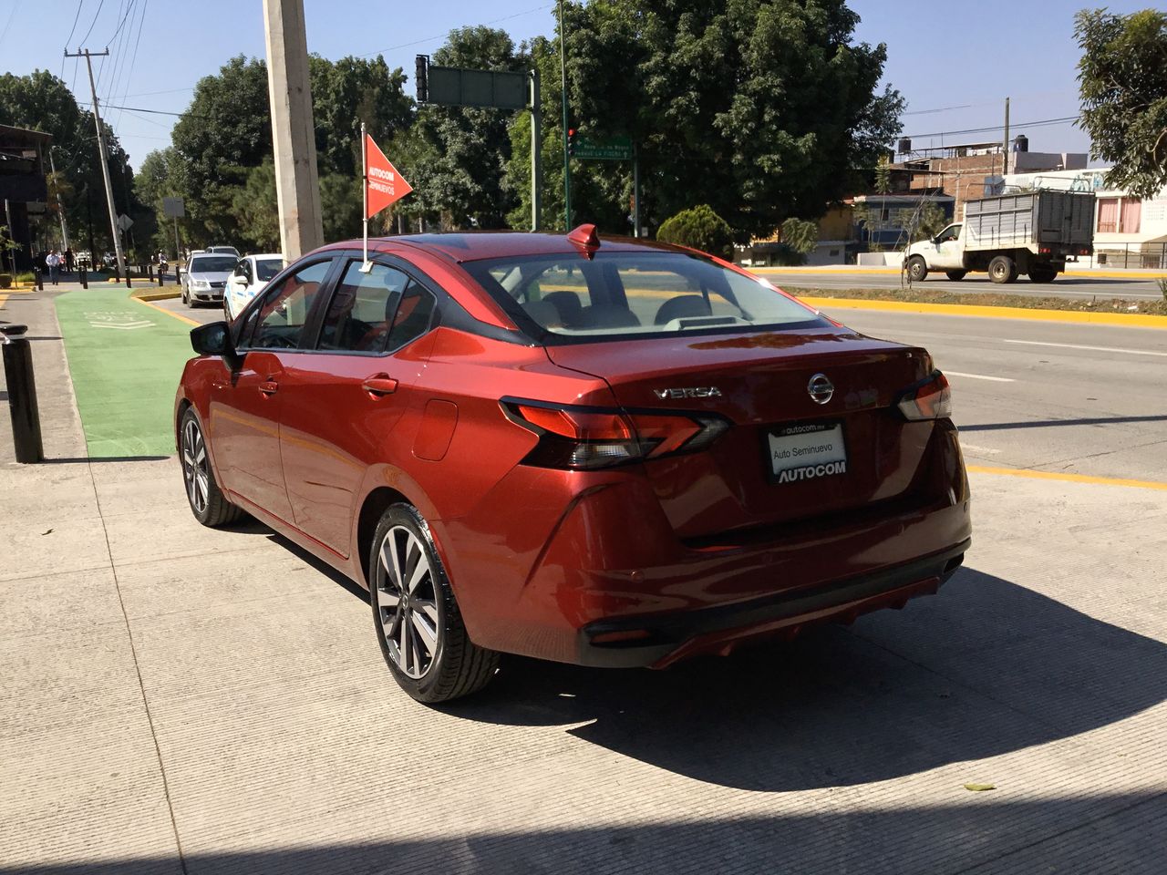 2020 Nissan VERSA PLATINUM CVT