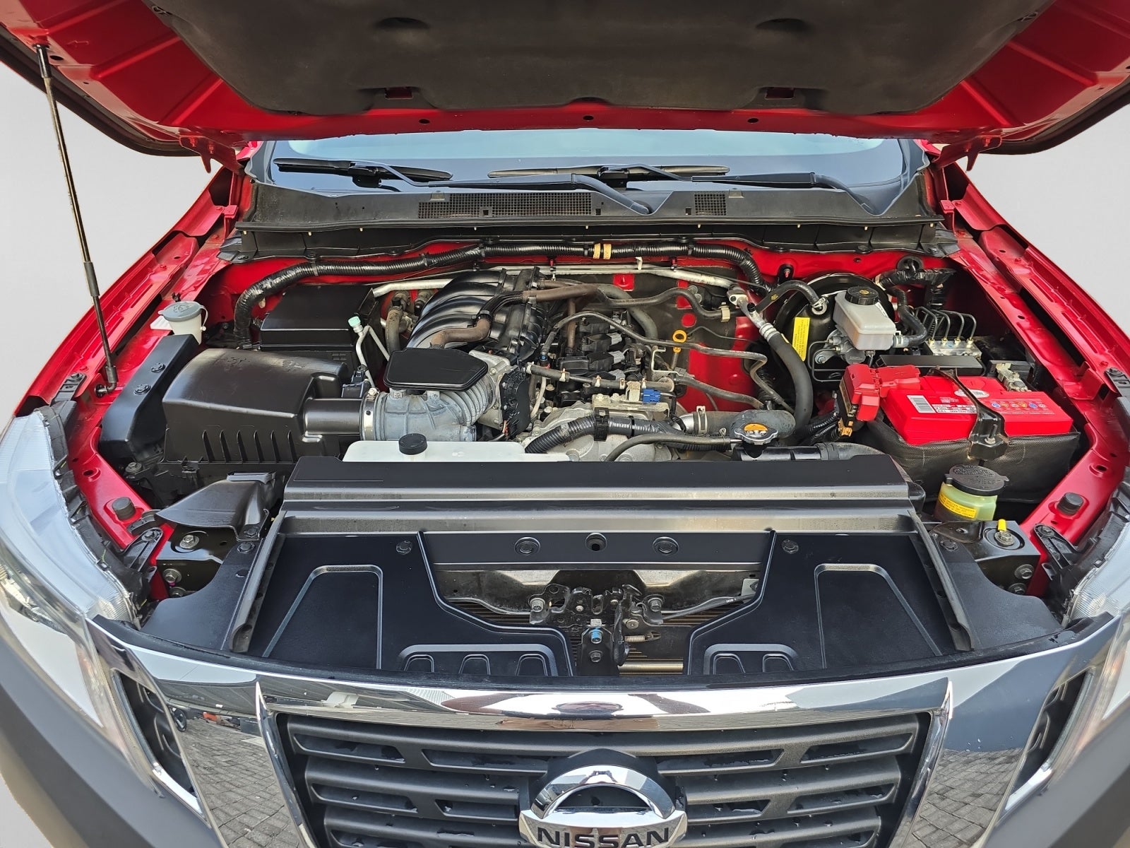 2019 Nissan PICKUP DOBLE CABINA SE TM AC PAQ SEG 6VEL