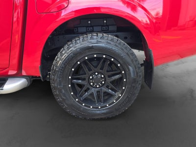 2019 Nissan PICKUP DOBLE CABINA SE TM AC PAQ SEG 6VEL