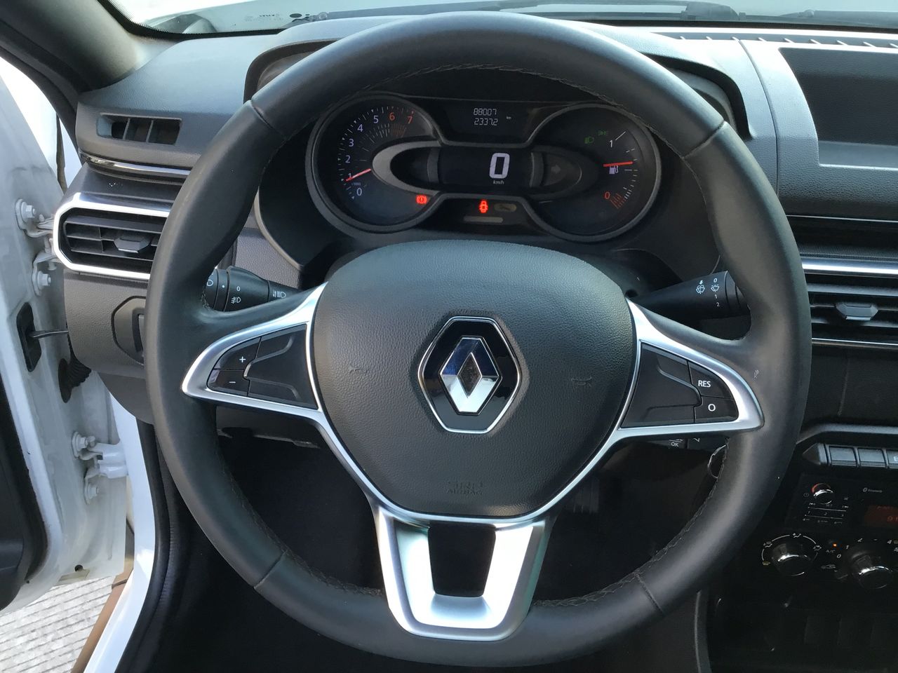 2024 RENAULT OROCH ZEN TM