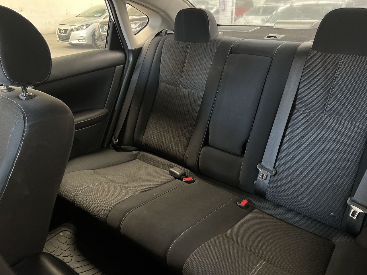 2017 Nissan SENTRA ADVANCE MT