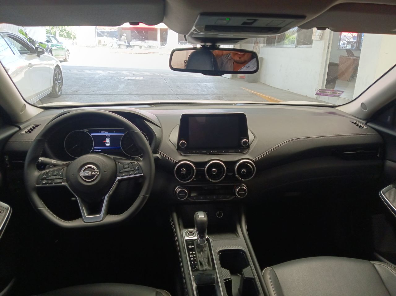 2025 Nissan SENTRA SR PLATINUM BITONO CVT 25