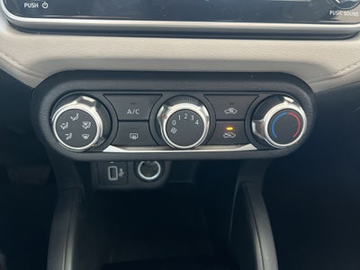 2022 Nissan VERSA ADVANCE CVT 22