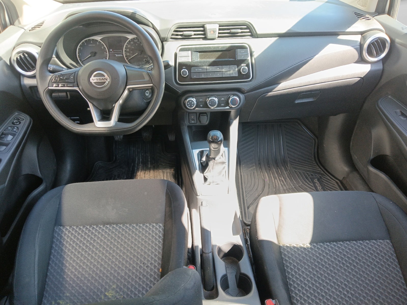 2021 Nissan VERSA SENSE MT 21