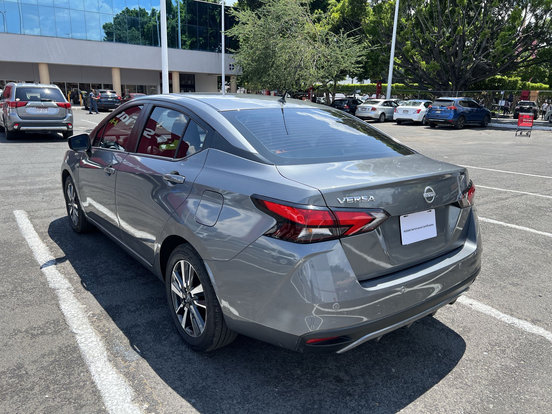2025 Nissan VERSA ADVANCE MT 25