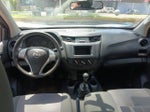 2017 Nissan NP300 DOBLE CABINA S TM AC PAQ. SEG. 6VEL