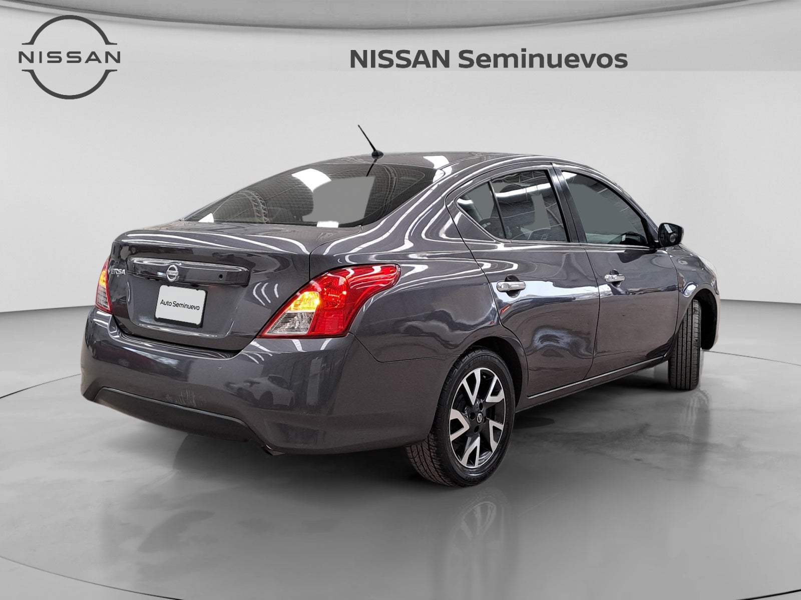 2019 Nissan VERSA ADVANCE MT AC