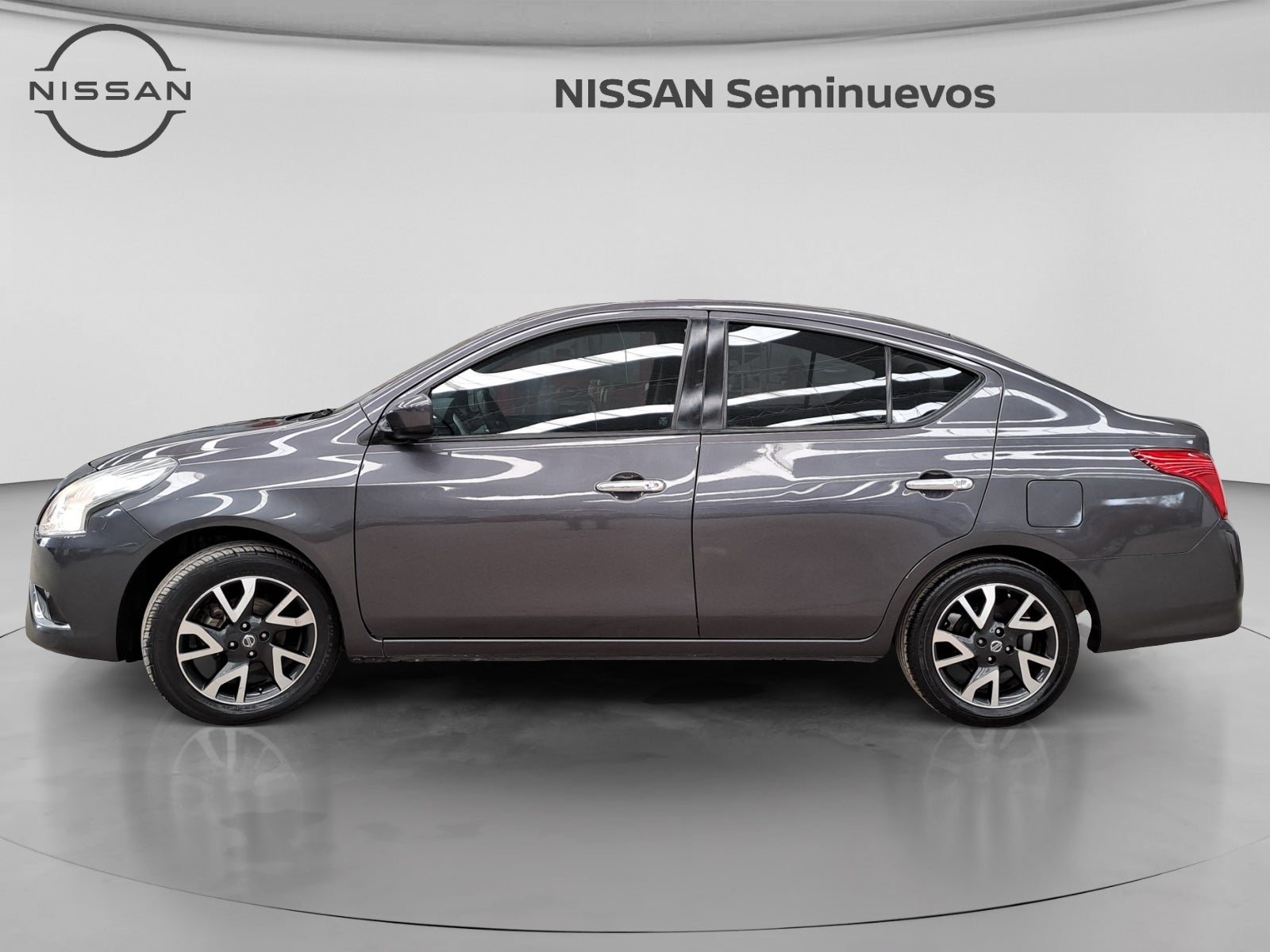 2019 Nissan VERSA ADVANCE MT AC