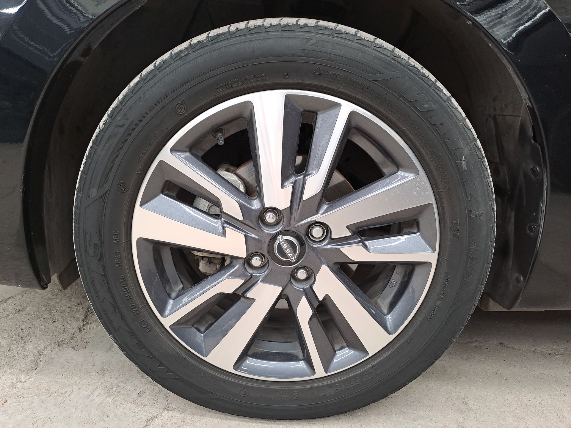 2024 Nissan VERSA ADVANCE MT 24