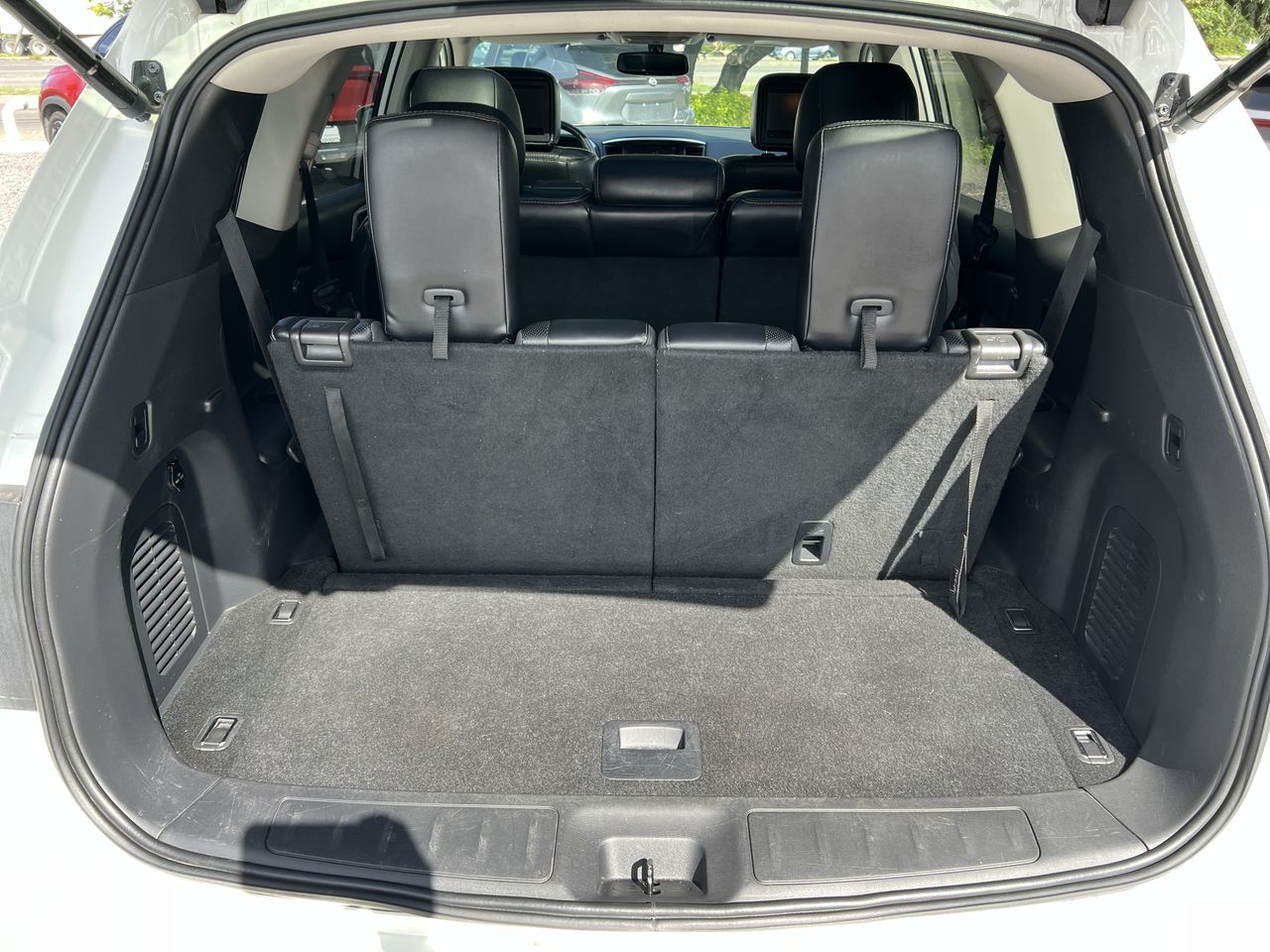 2018 Nissan PATHFINDER EXCLUSIVE