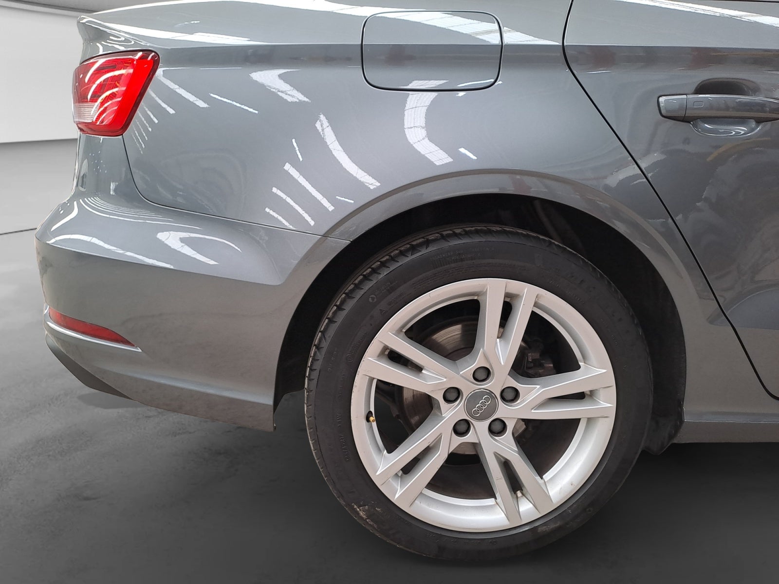 2019 Audi A3 1.4 SEDÁN 35 TFSI DYNAMIC