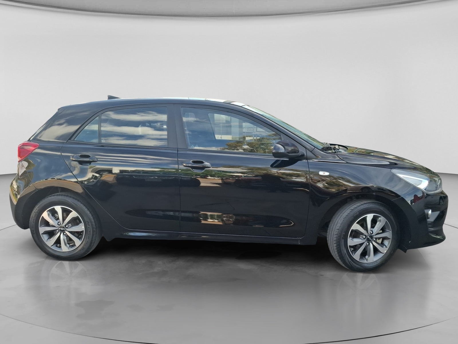 2022 Kia RIO LX TM