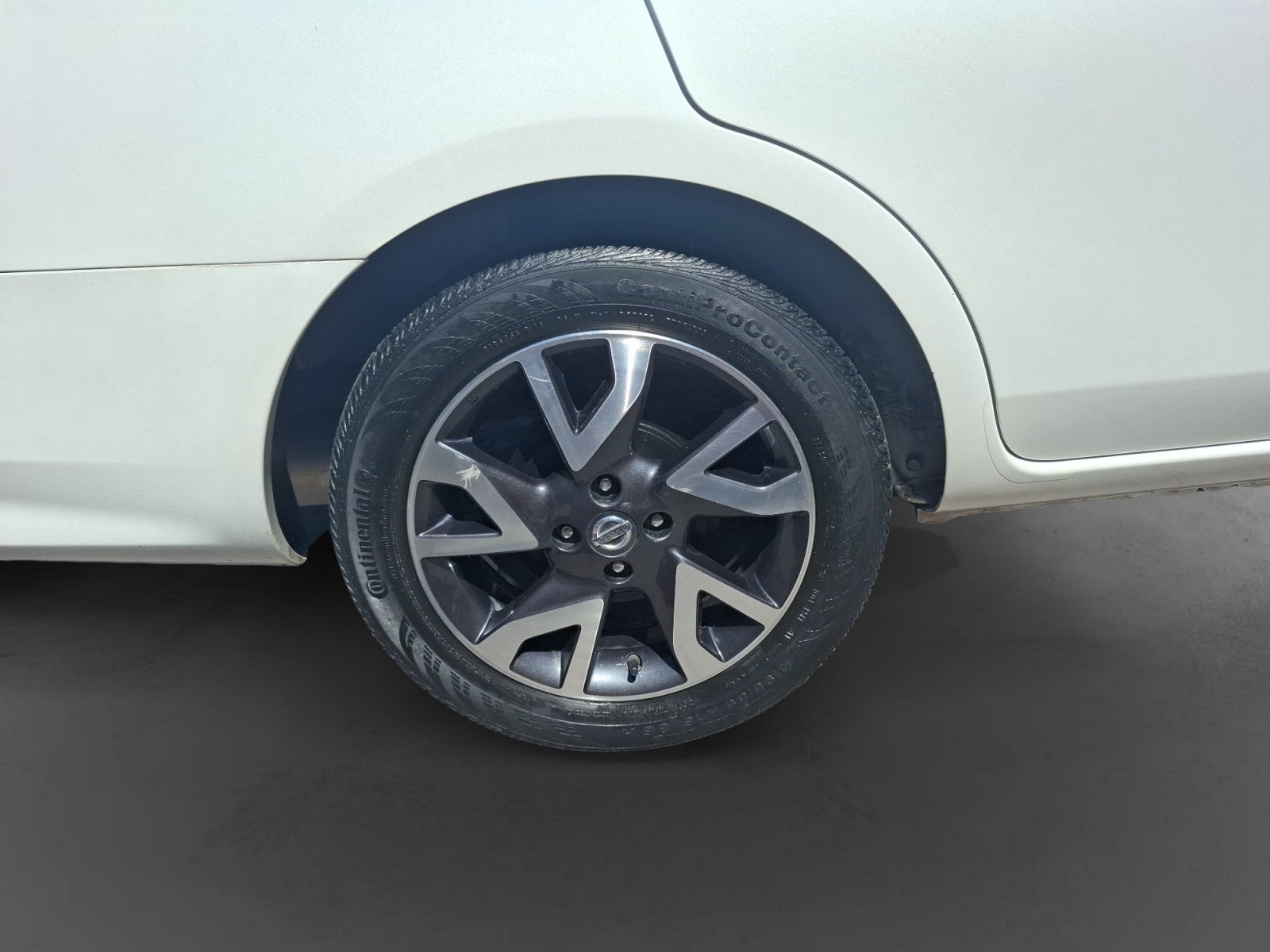 2019 Nissan VERSA VERSA ADVANCE T/A