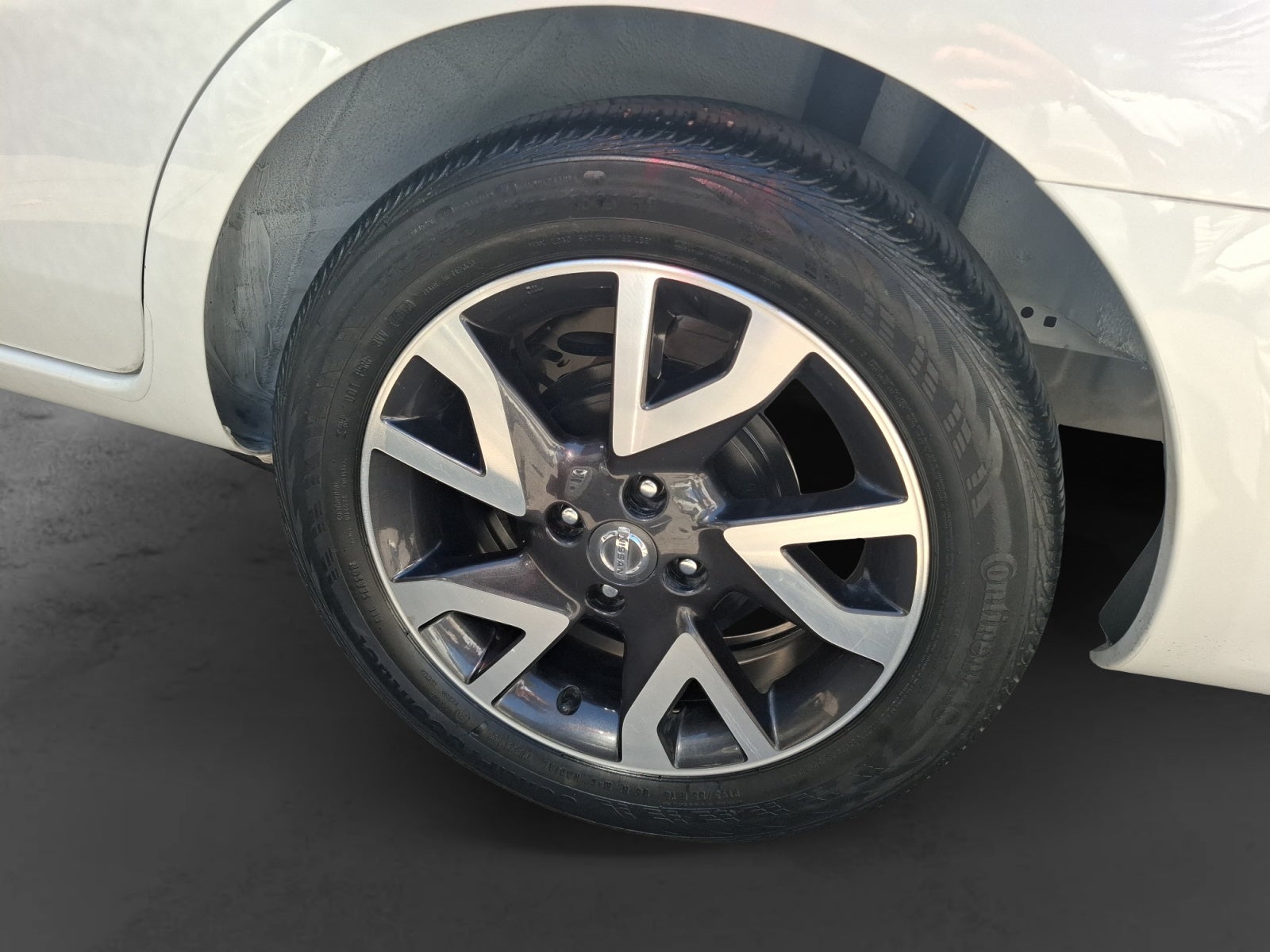 2019 Nissan VERSA VERSA ADVANCE T/A