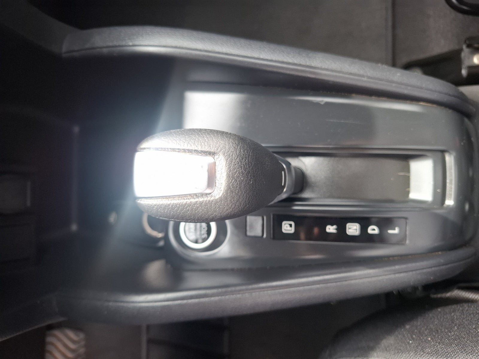 2024 Nissan KICKS PLAY ADVANCE 1.6 LTS CVT 24