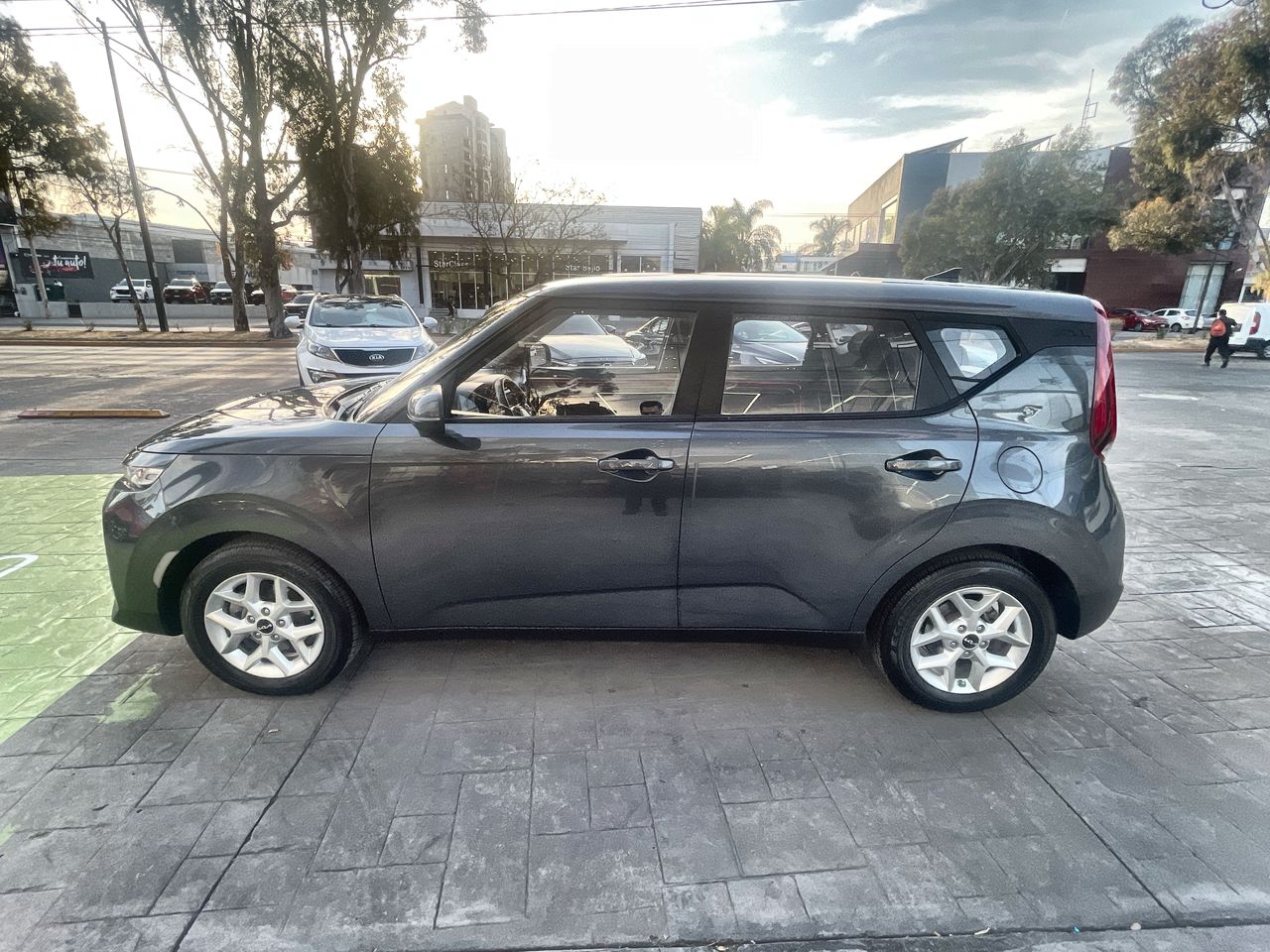 2022 Kia SOUL LX TA