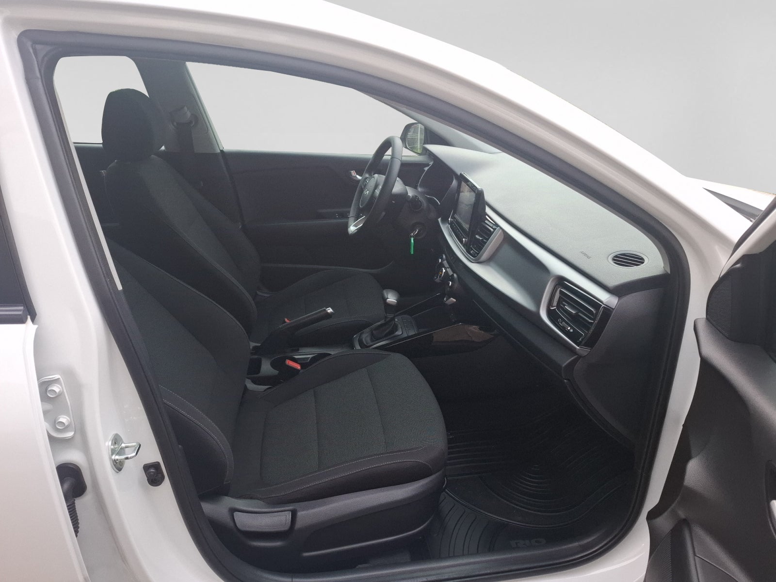 2022 Kia RIO LX TA