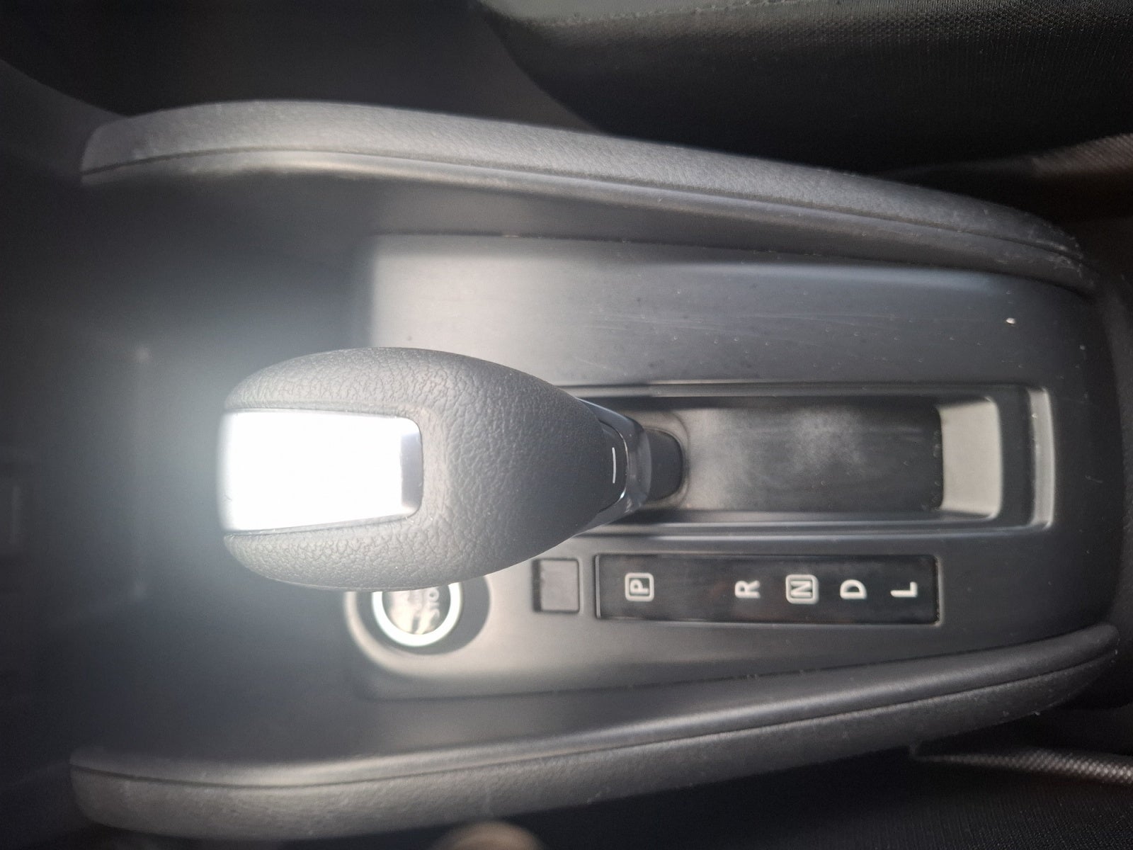 2024 Nissan KICKS PLAY ADVANCE 1.6 LTS CVT 24
